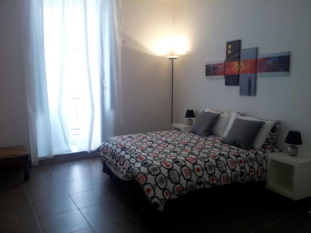 La Terrazza Sul Centro Bed & Breakfast Palermo Bagian luar foto