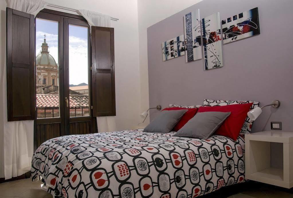 La Terrazza Sul Centro Bed & Breakfast Palermo Bagian luar foto