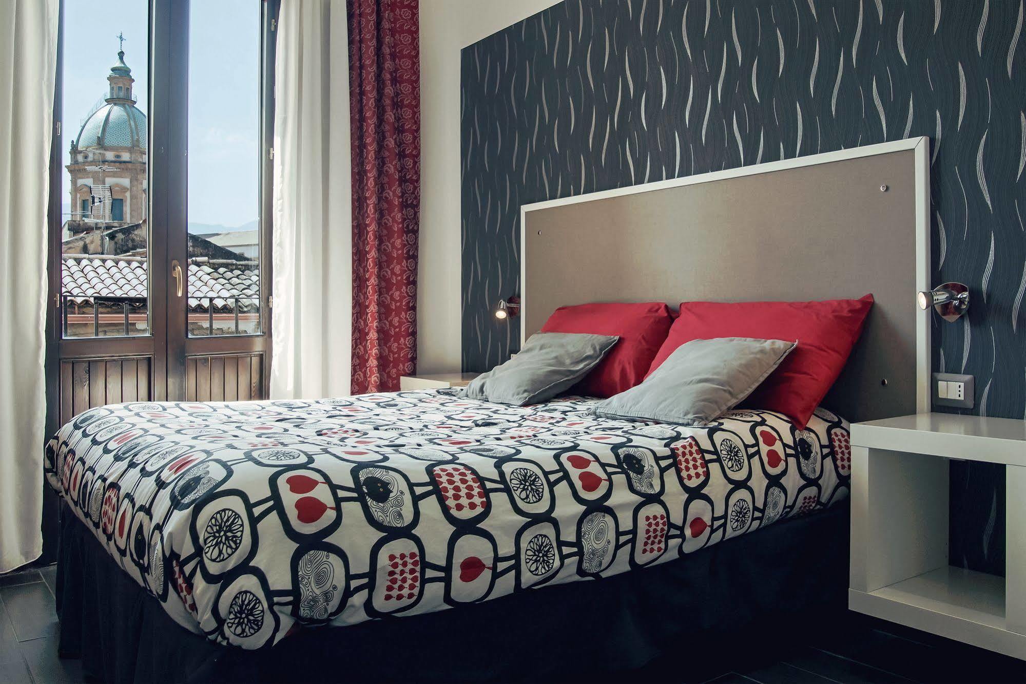 La Terrazza Sul Centro Bed & Breakfast Palermo Bagian luar foto