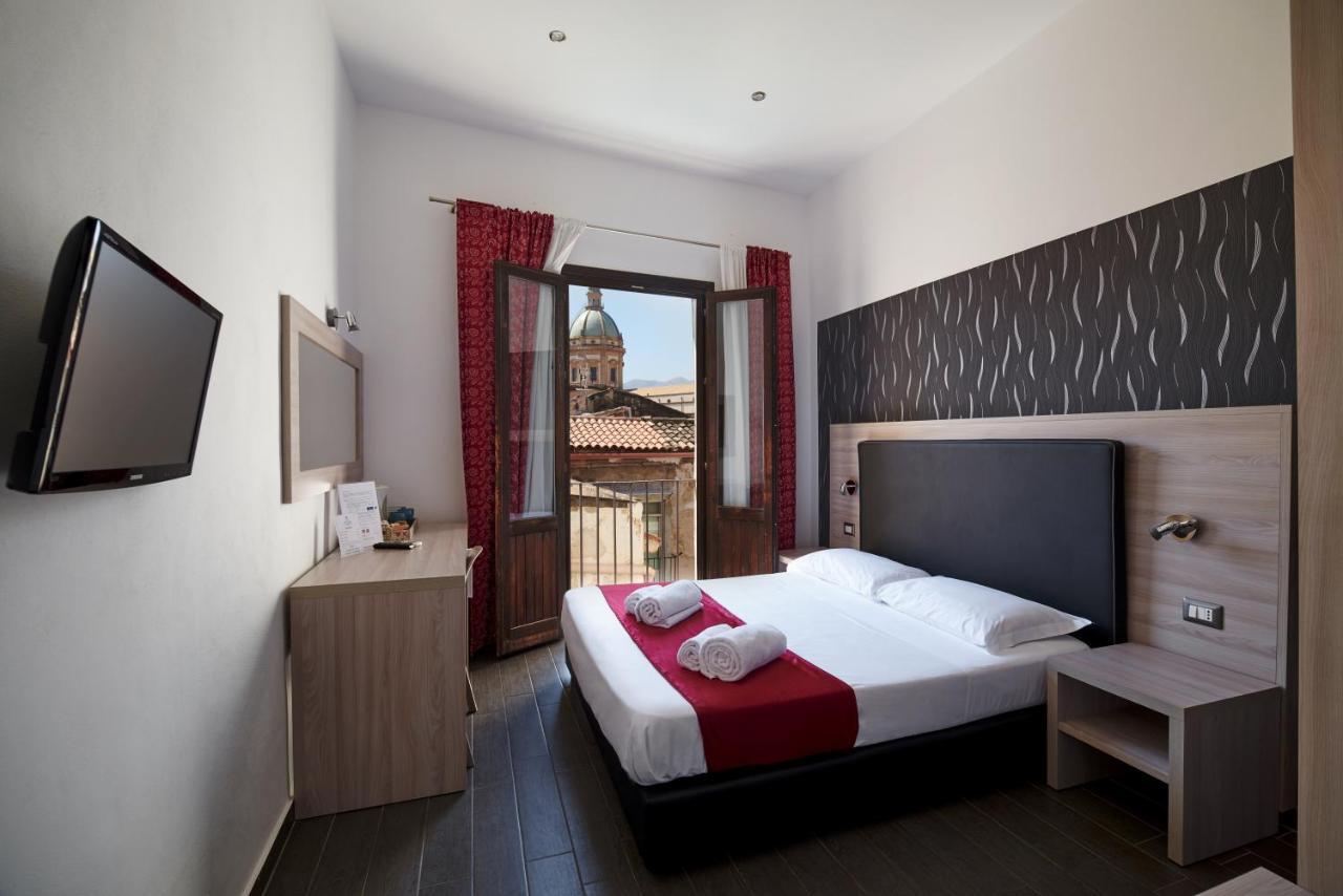 La Terrazza Sul Centro Bed & Breakfast Palermo Bagian luar foto